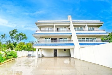 VILLA VIVA BY DANCENTER